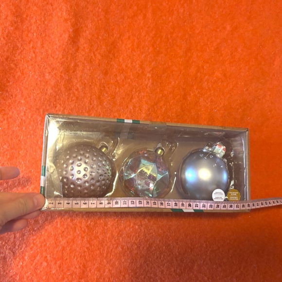 Handcrafted jewel glass and porcelain Christmas baubles set of 3 (three) NWT - Picture 9 of 9